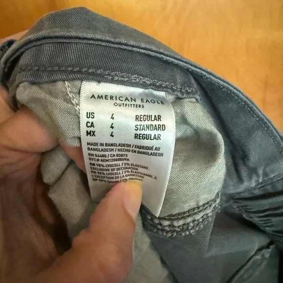 American Eagle Dreamy Drape Cargo - Picture 8 of 9